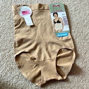 NWT High Waist Brief